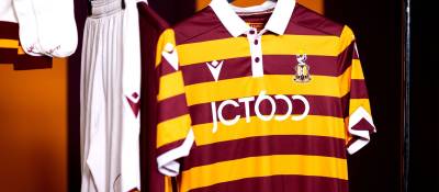 bradford_city_2023_24_macron_home_kit_f.jpeg