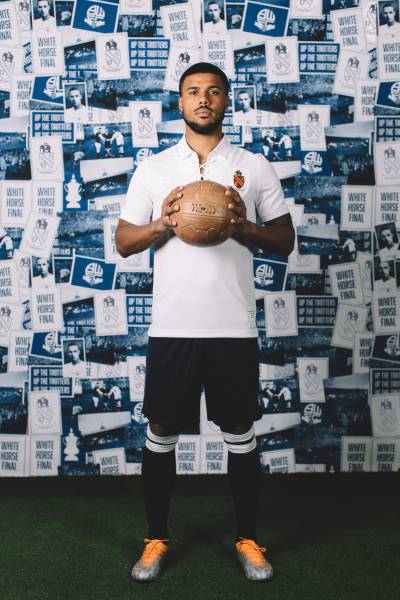 bolton_wanderers_2022_2023_fa_cup_centenary_shirt_d.jpeg