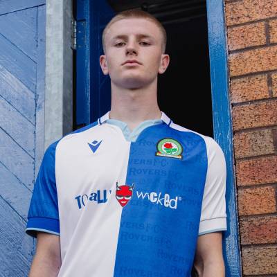 blackburn_rovers_2023_24_macron_home_kit_d.jpeg