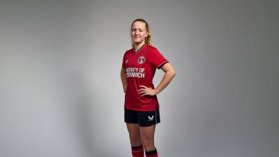 charlton_athletic_2023_24_castore_home_kit_b.jpeg