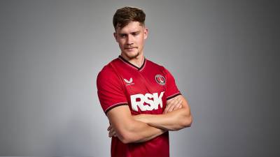 charlton_athletic_2023_24_castore_home_kit_c.jpeg