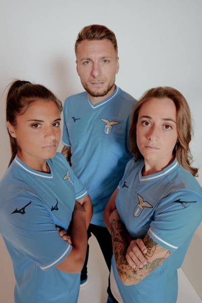 lazio_2023_24_mizuno_home_kit_a.jpeg