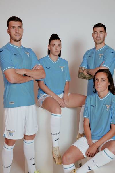 lazio_2023_24_mizuno_home_kit_c.jpeg