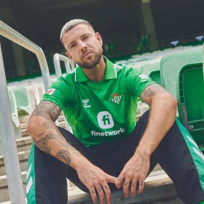 real_betis_2023_24_hummel_away_kit_d.jpeg