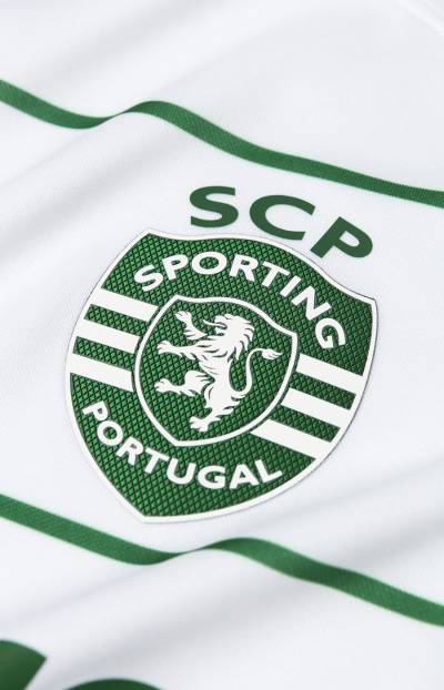 sporting_lisbon_2023_24_nike_away_kit_3.jpeg