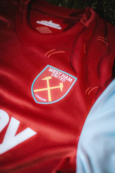 west_ham_united_2023_24_umbro_home_kit_7.jpeg