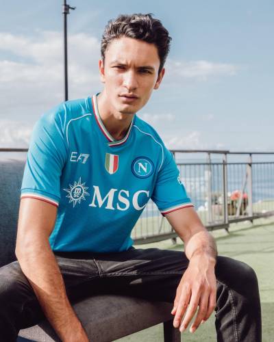 napoli_2023_24_ea7_home_kit_d.jpeg
