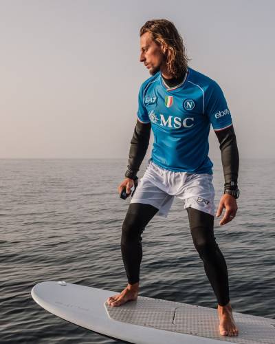 napoli_2023_24_ea7_home_kit_f.jpeg