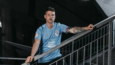 celta_de_vigo_2023_24_adidas_home_kit_a.jpeg