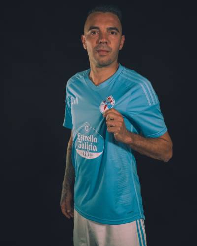 celta_de_vigo_2023_24_adidas_home_kit_b.jpeg