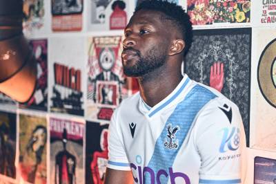 crystal_palace_2023_24_macron_away_kit_b.jpeg