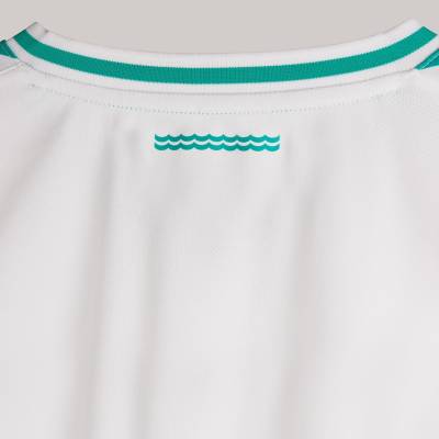 southampton_2023_24_hummel_away_kit_h.jpeg