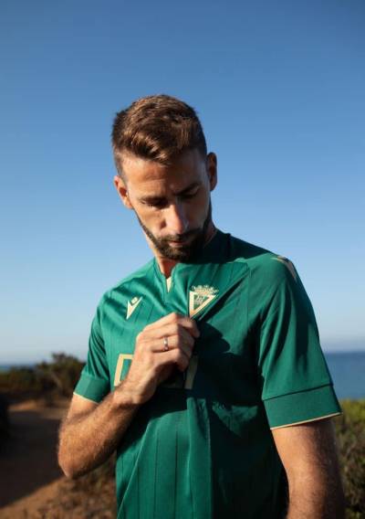 cadiz_2023_24_macron_third_kit_1.jpeg