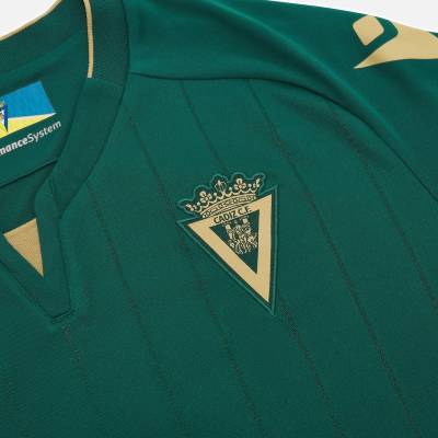 cadiz_2023_24_macron_third_kit_4.jpg