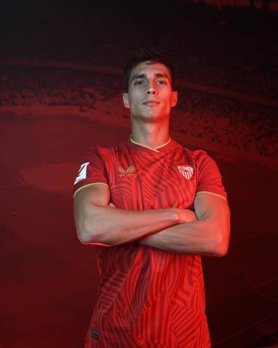 sevilla_2023_24_castore_home_away_third_kits_c2.jpeg