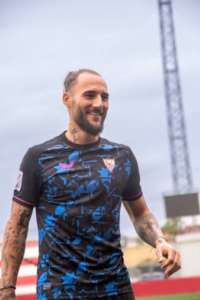 sevilla_2023_24_castore_home_away_third_kits_e.jpeg
