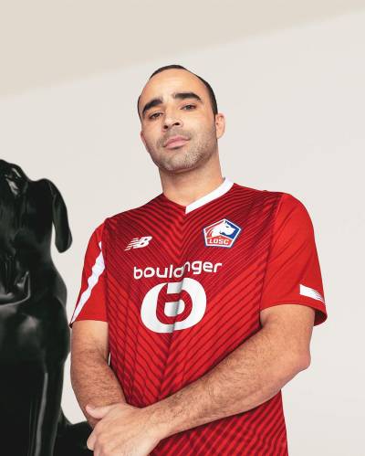 losc_lille_2023_24_new_balance_home_kit_a.jpeg