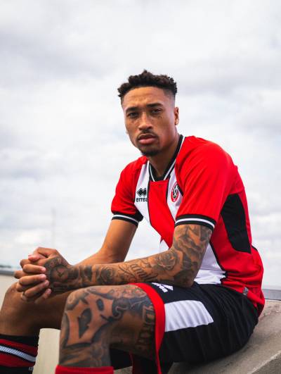 sheffield_united_2023_24_errea_home_kit_d.jpeg