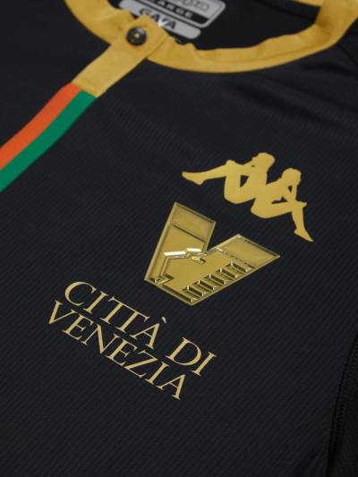 venezia_fc_2023_24_kappa_home_kit_e.jpg