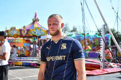 swindon_town_2023_24_puma_away_kit_d.jpeg