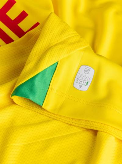 fc_nantes_2023_24_macron_home_kit_h.jpeg