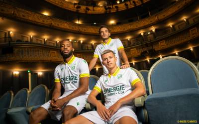 fc_nantes_2023_24_macron_away_kit_a.jpeg
