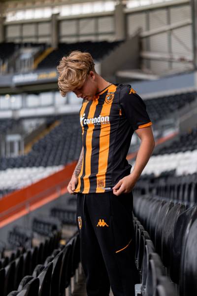hull_city_2023_24_kappa_home_kit_b.jpeg