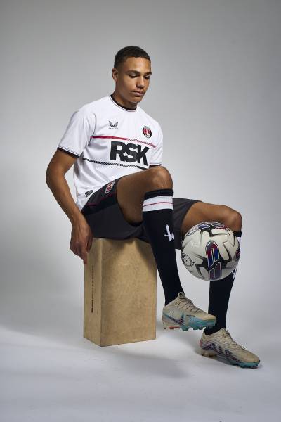 charlton_athletic_2023_24_castore_third_kit_a.jpeg