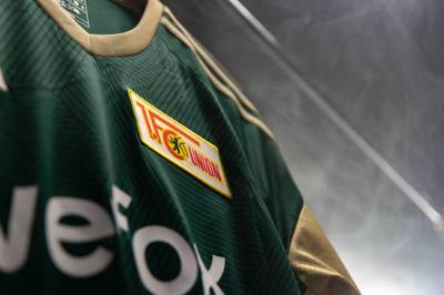 union_berlin_2023_24_adidas_third_kit_7.jpg