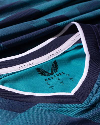 feyenoord_2023_24_castore_away_kit_f.jpeg