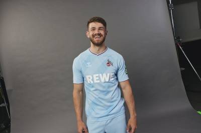 fc_koln_2023_24_hummel_away_kit_a.jpeg