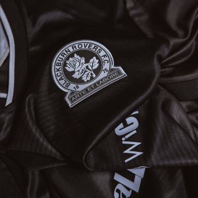 blackburn_rovers_2023_24_macron_away_kit_2.jpeg