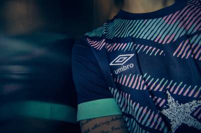 brentford_2023_24_umbro_third_kit_b.jpeg