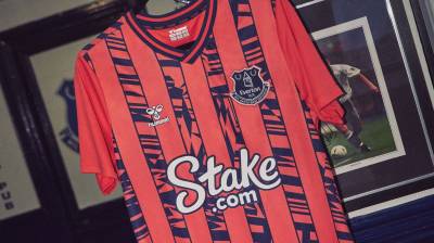 everton_2023_24_hummel_away_kit_h.jpg