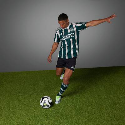 manchester_united_2023_24_adidas_away_kit_e1.jpg