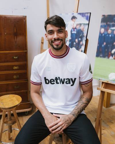 west_ham_united_2023_24_umbro_away_kit_d.jpeg