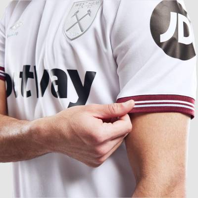 west_ham_united_2023_24_umbro_away_kit_k.jpeg