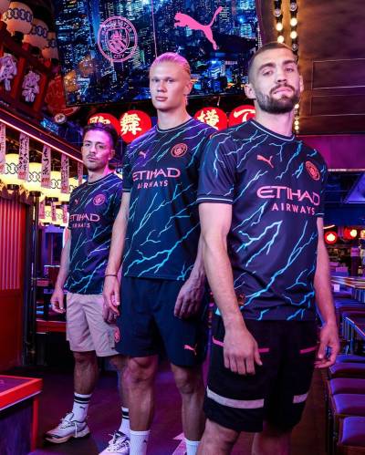 manchester_city_2023_24_puma_third_kit_g.jpeg