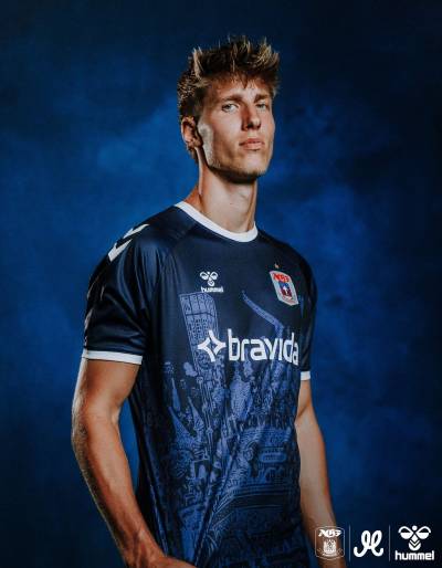 aarhus_2023_24_hummel_away_kit_b.jpeg