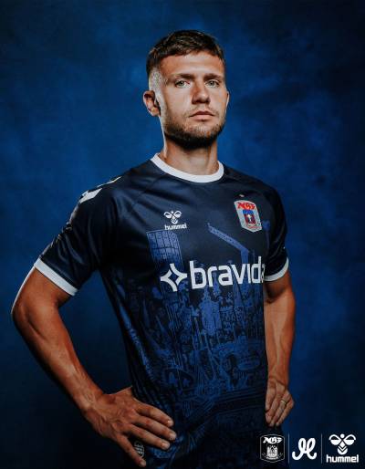 aarhus_2023_24_hummel_away_kit_d.jpeg