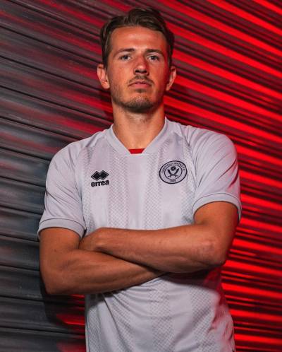 sheffield_united_2023-24_errea_third_kit_b.jpeg