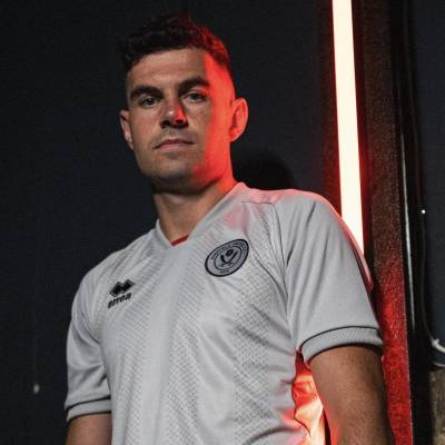 sheffield_united_2023-24_errea_third_kit_c.jpeg