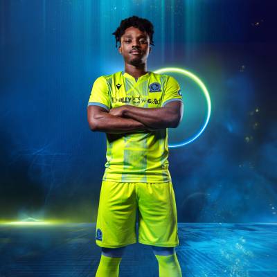 blackburn_rovers_2023_24_macron_third_kit_c.jpeg