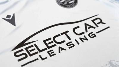 reading_2023_24_macron_away_kit_e.jpeg