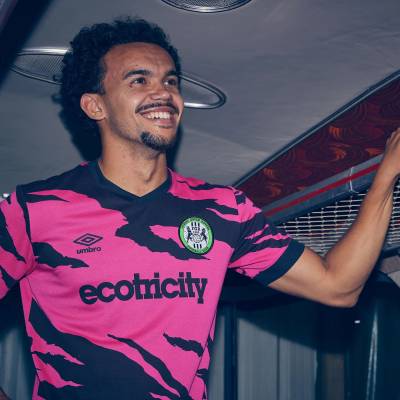 forest_green_rovers_2023_24_umbro_away_kit_a.jpg