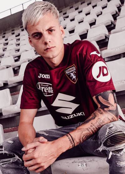 torino_2023_24_joma_home_kit_a.jpeg