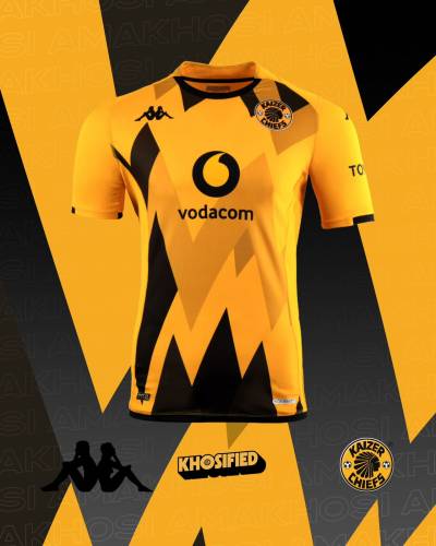 kaizer_chiefs_2023_24_kappa_home_kit_d.jpeg