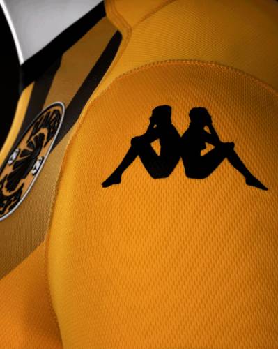 kaizer_chiefs_2023_24_kappa_home_kit_h.jpg