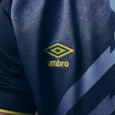 burnley_2023_24_umbro_third_kit_d.jpeg