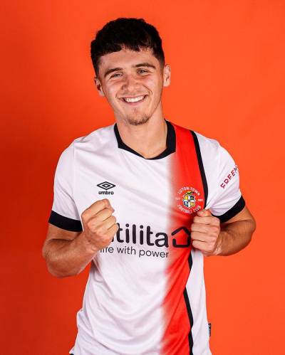 luton_town_2023_24_umbro_away_kit_a.jpeg
